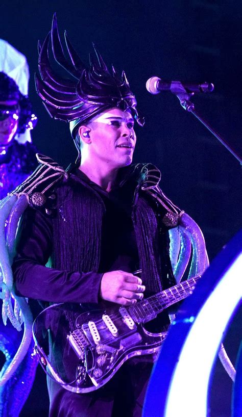 Empire of the sun tour - Empire of the Sun @ Bonnaroo 2013 (more by Dana Distortion) Is it an '80s fantasy movie? Ice Capades? No it's campy megapop band Empire of the Sun, whose second album, Ice on the Dune, manages an ...